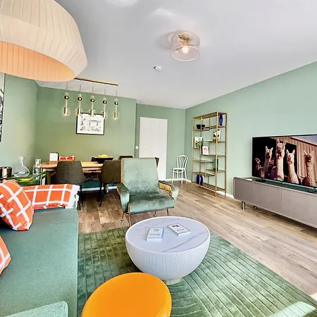 Snug 8 - Ruhige Toplage Seeblick Design-wohnung I 3-zimmer I Zentral *