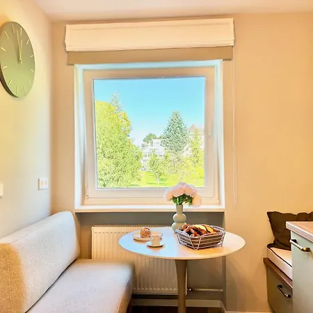 Snug 8 - Ruhige Toplage Seeblick Design-wohnung I 3-zimmer I Zentral Tutzing